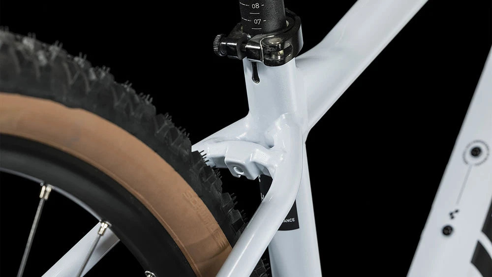 Cube Aim SLX White´n´blue´n´red 3 Cube Aim SLX White´n´blue´n´red – Bild 3