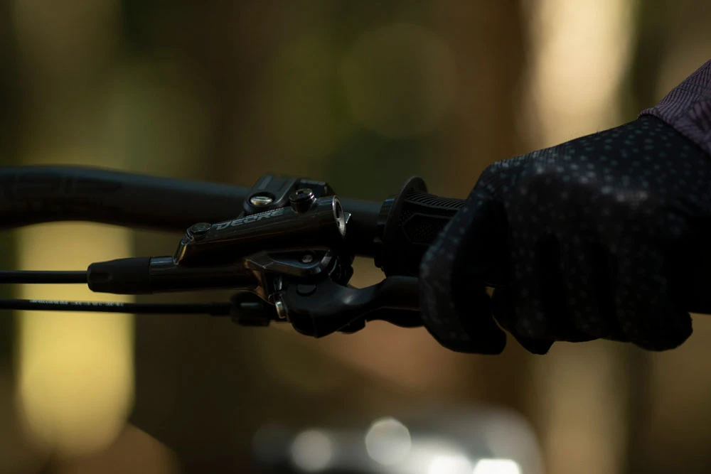 Shimano DEORE BR-M6100 Scheibenbremse 1000mm Vorne 3 Shimano DEORE BR-M6100 Scheibenbremse 1000mm Vorne – Bild 3